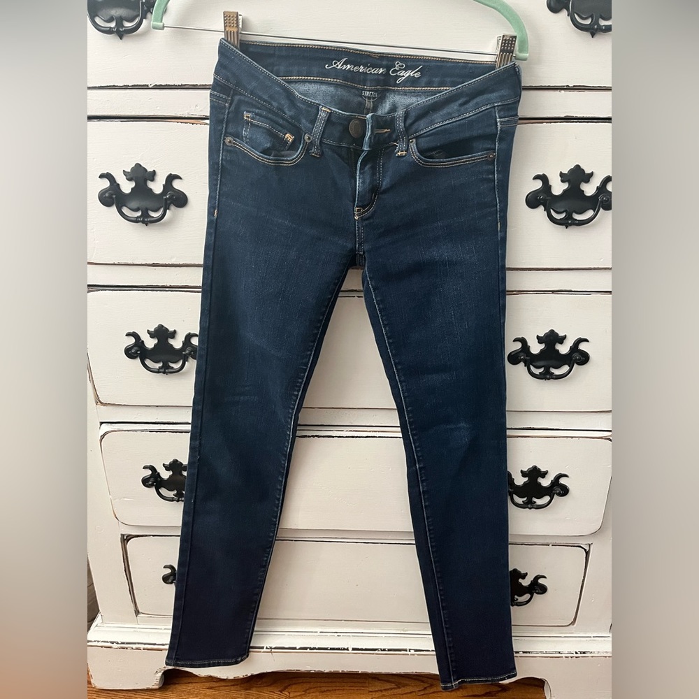 American Eagle Skinny Jeans Regular - Size 2
